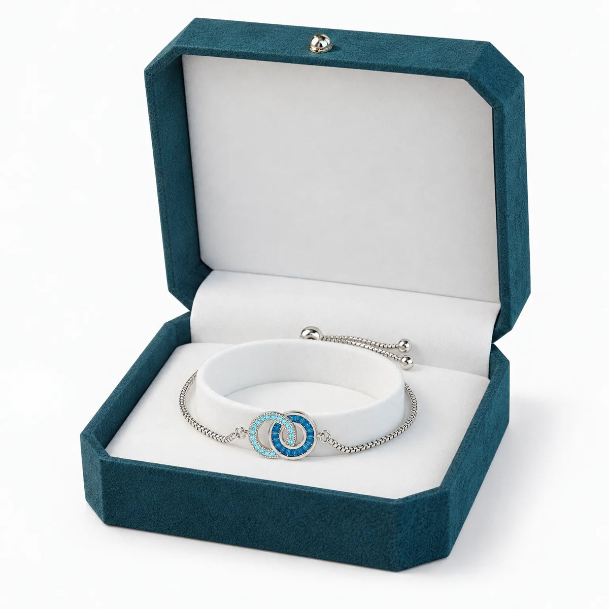Aethelia - Interlocking Circles Bracelet Gifting Loved Ones
