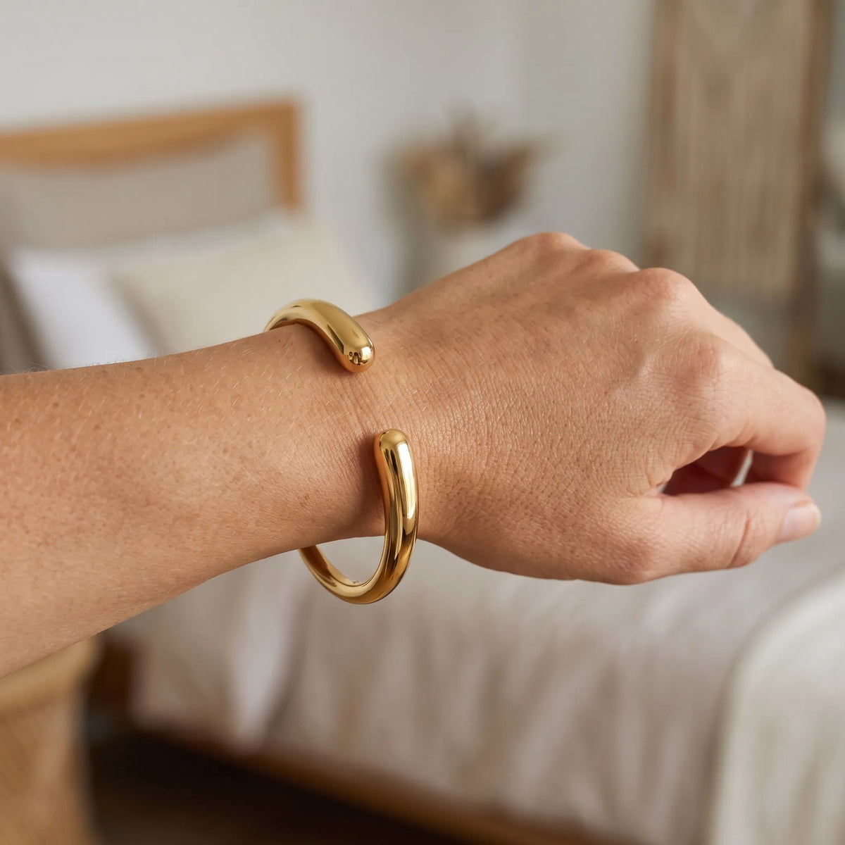 Aurevyn - Open Cuff Polished Wrist Bangle Slip On For A Clean Everyday Accessory