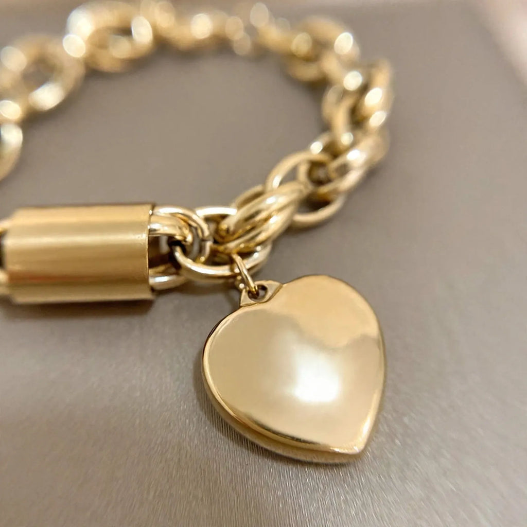 Avenelle - Chunky Chain Link Charm Bracelet Adding Visual Weight To Layered Wrist Stacks