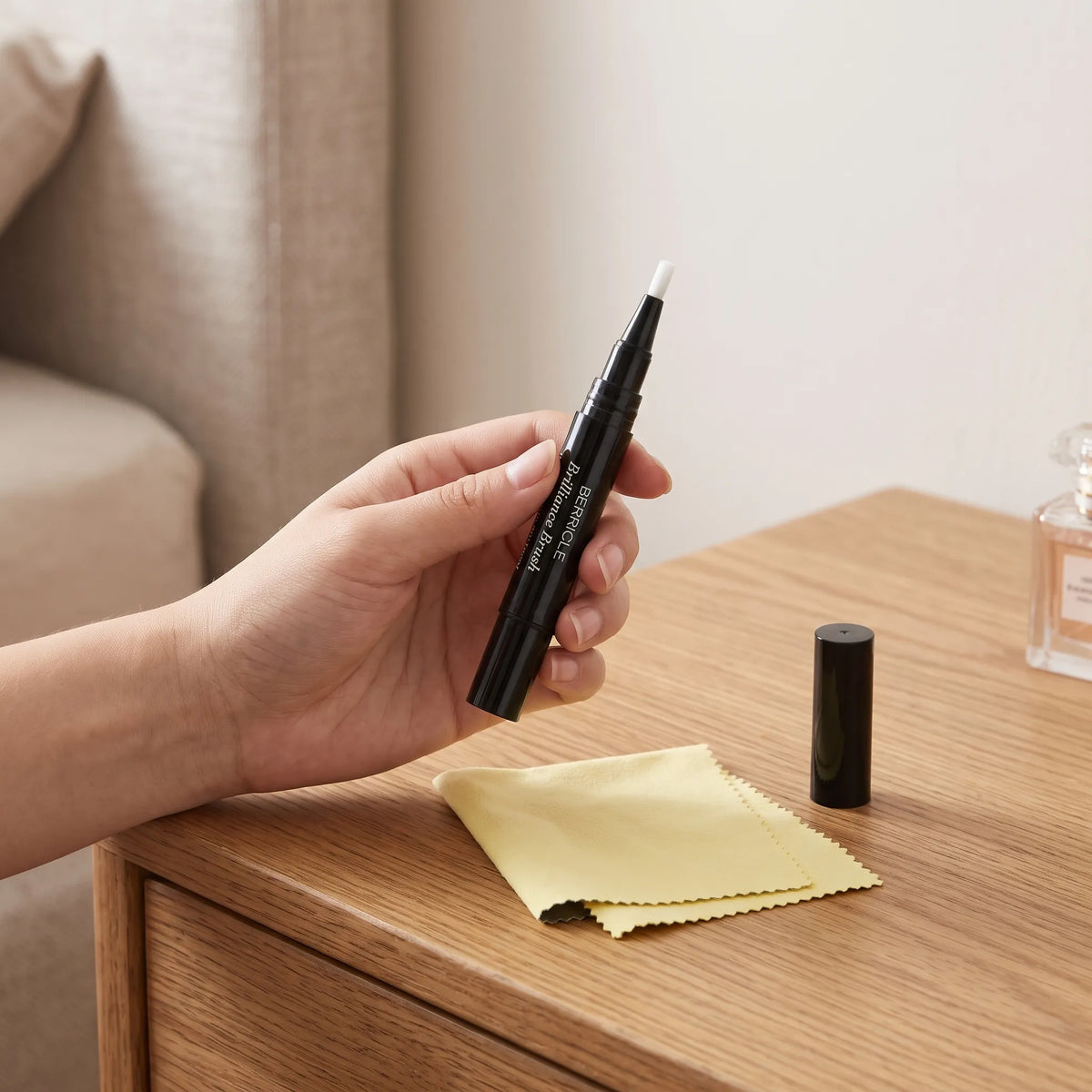 Brilora - Compact Pen-Style Jewelry Cleaning Kit Clean The Stones And Hard-To-Reach Spots On Your Jewelry