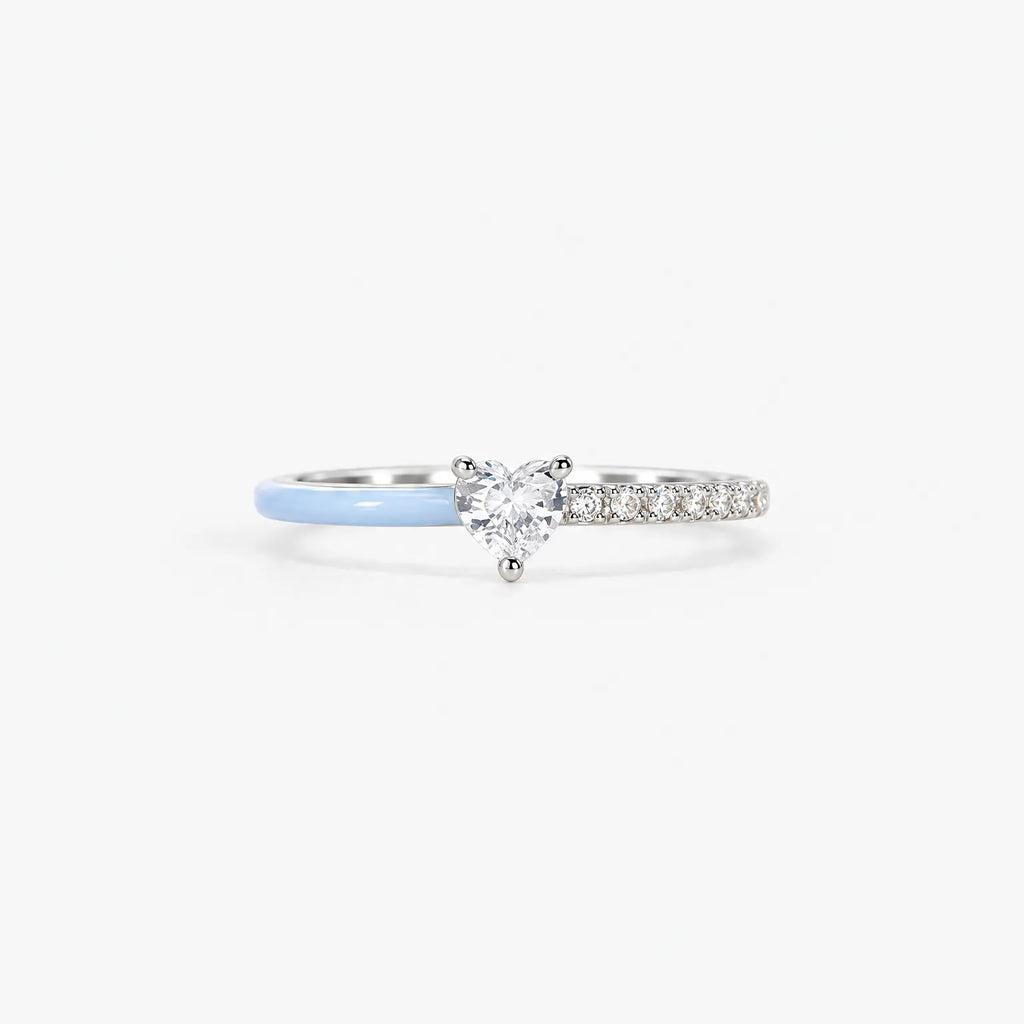 Kindra - Unisex Heart-Shaped Ring For Everyday Style Adding A Small Sparkle To Everyday Outfits