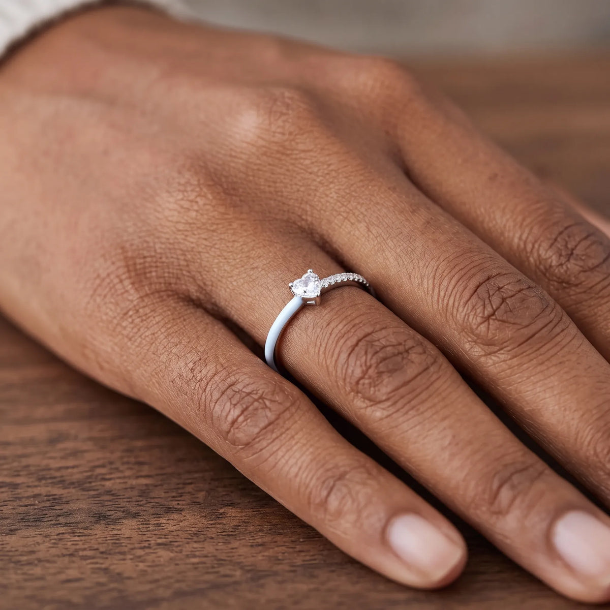 Kindra - Unisex Heart-Shaped Ring For Everyday Style Adding A Small Sparkle To Everyday Outfits
