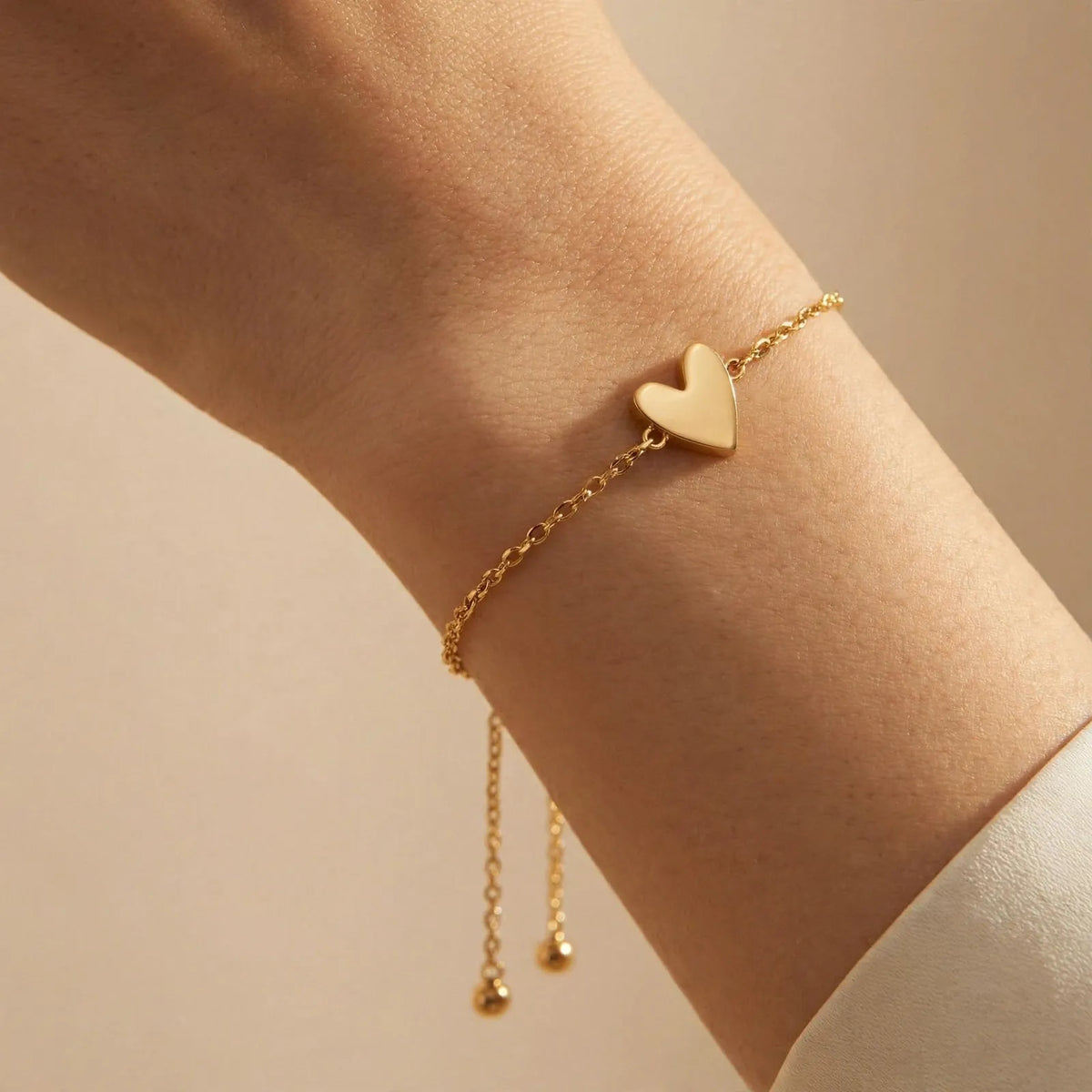 Solenna - Matching Heart Charm Bracelet Set Sharing A Matching Piece With Someone You Care About
