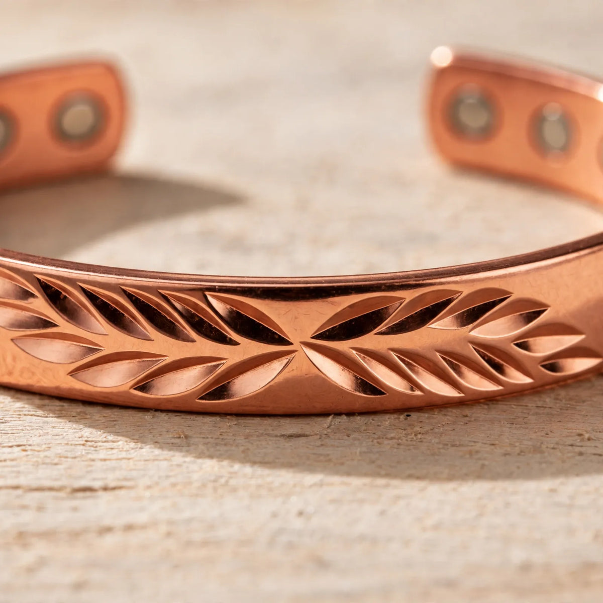 Vaelor - Open Cuff Patterned Wrist Bracelet Accenting Daily Casual Outfits