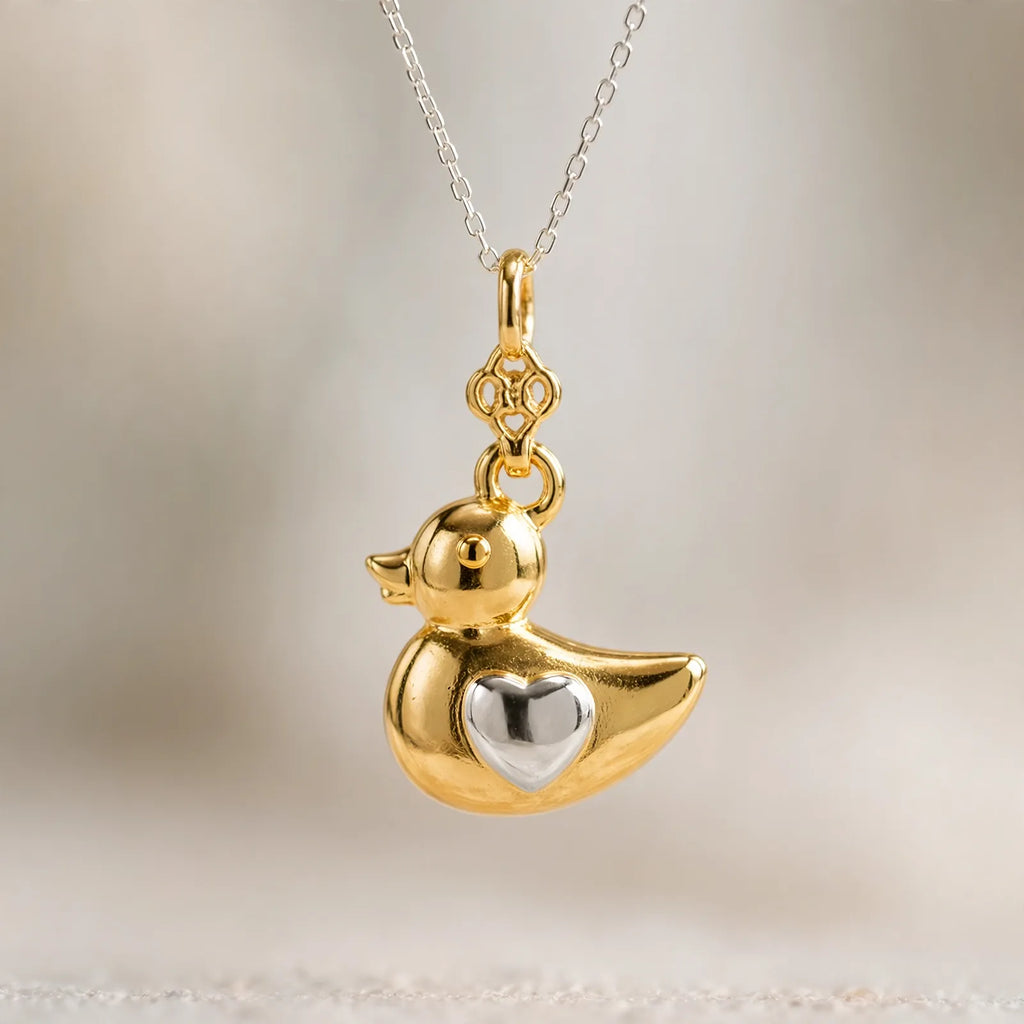 Velloma - Small Duck-Shaped Pendant Necklace Wear It On An Everyday Chain