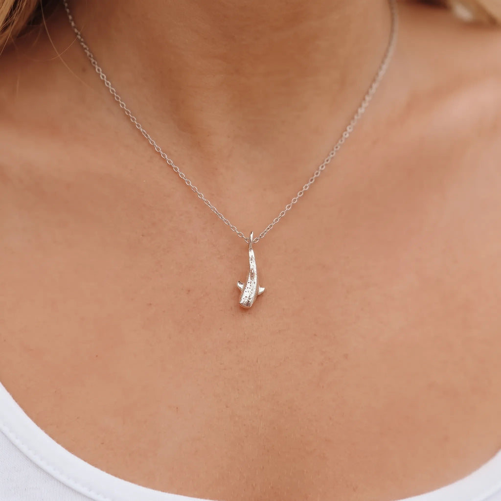 Velnoa - Whale Shark Pendant Chain Necklace Everyday Wear With Casual Outfits